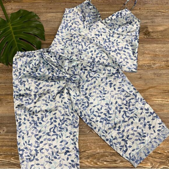 Secret Treasures satin blue leaf pajama set - Picture 2 of 14